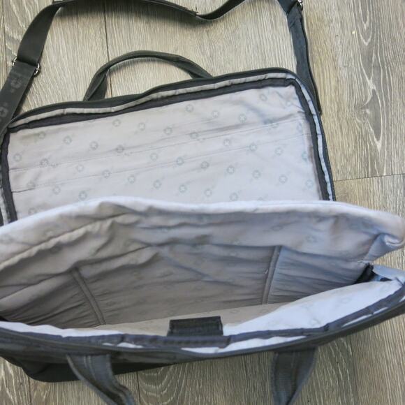 WENGER SWISS Laptop Messenger Briefcase Bag Pockets Straps Black School Travel - Picture 5 of 14